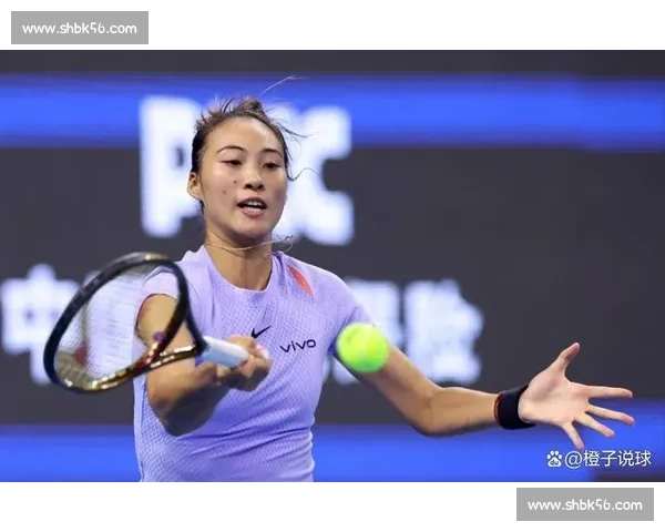 郑钦文新战靴亮相！今夜对决莱巴金娜冲击冠军